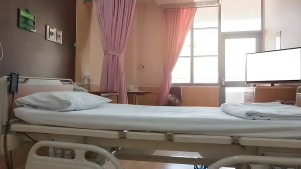 深户毕业生入户条件_E句话 | 董璇“新婚即分居”？ 的很多数特朗普对中国落因为