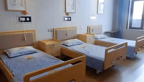 成人大专积分入户深圳条件_程潇曾确诊精神疾病与梁朝伟传闻早真相大白 大陆曾表部发外交言人示